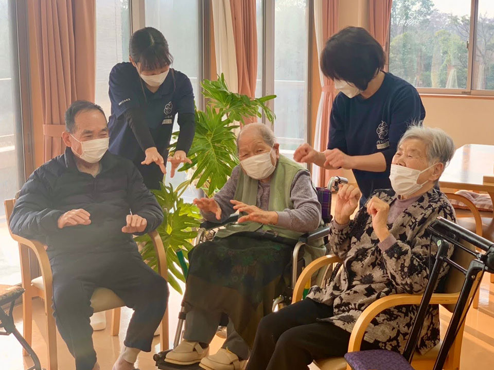 レクリーション